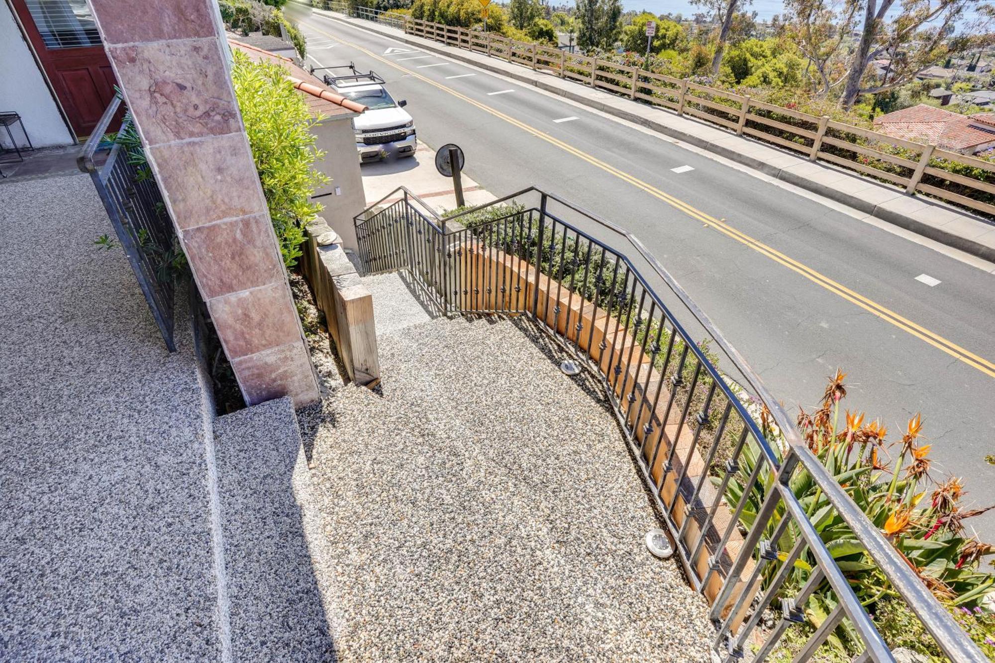 Laguna Beach Getaway With Patio And Clear Ocean Views! Exteriör bild